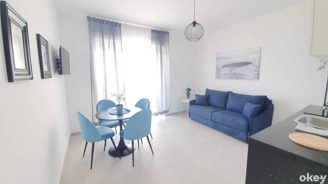 Villa Mediterranea Apartments - Seaview, Pool & Garden Bari Extérieur photo