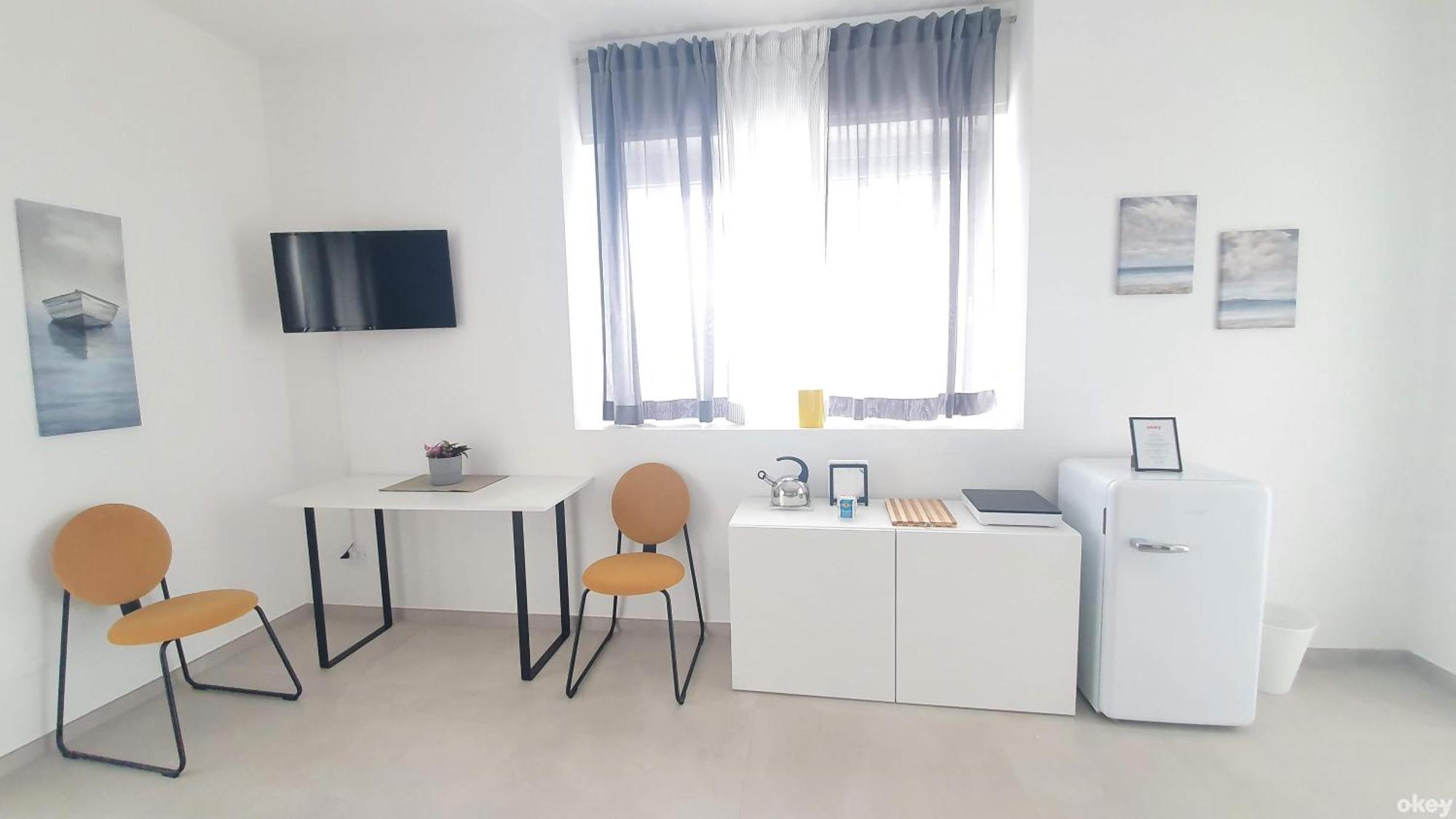 Villa Mediterranea Apartments - Seaview, Pool & Garden Bari Extérieur photo