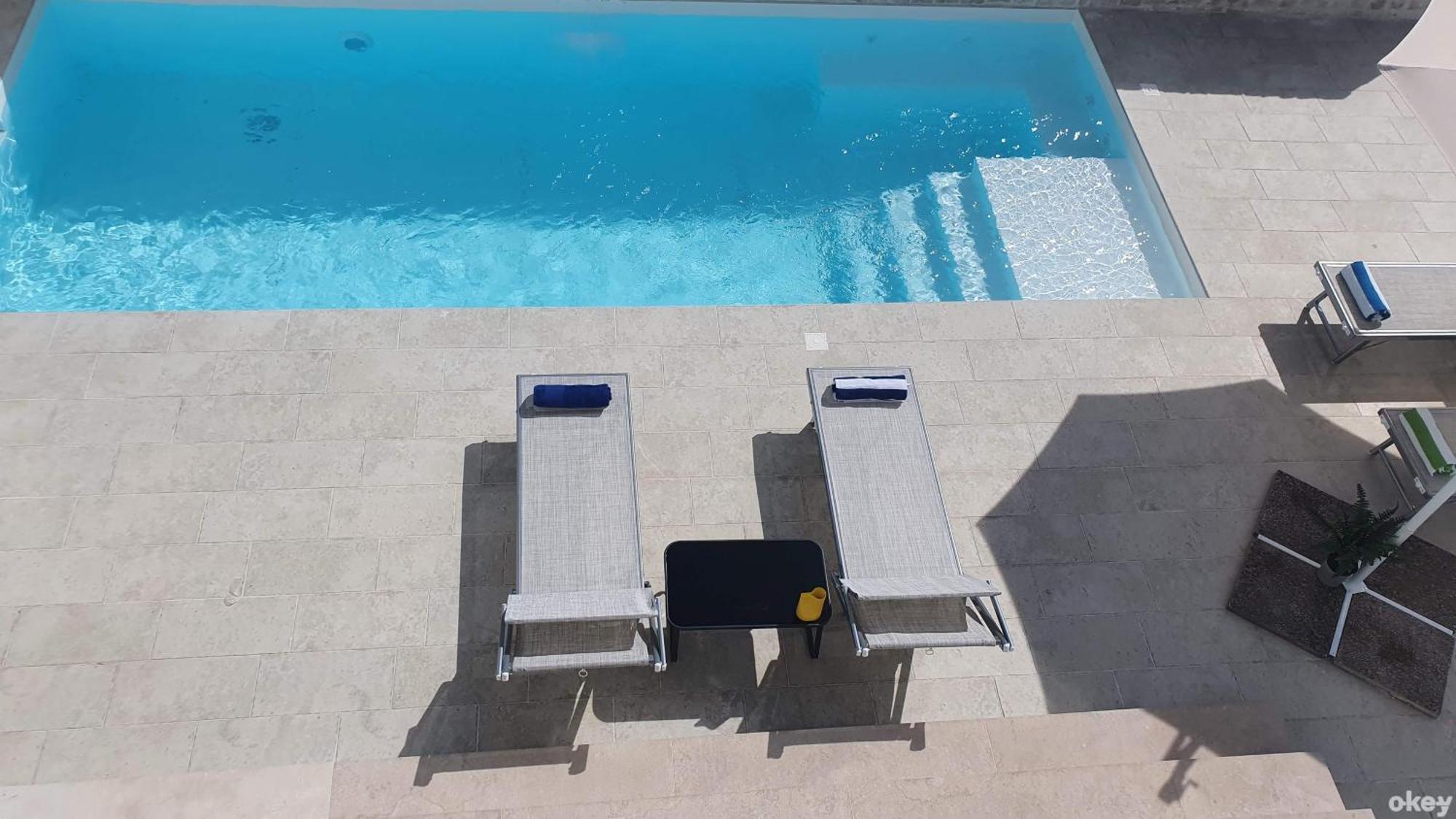 Villa Mediterranea Apartments - Seaview, Pool & Garden Bari Extérieur photo
